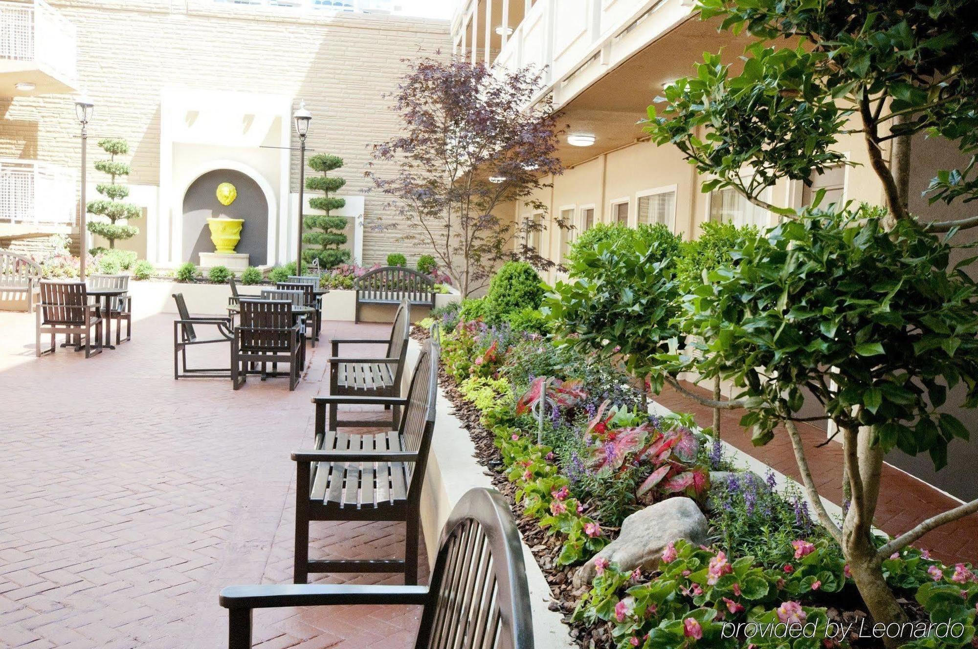 Inn At The Peachtrees, Ascend Hotel Collection Atlanta Exterior foto